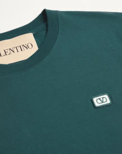 Valentino Garavani T-shirt With Signature Vlogo In Green