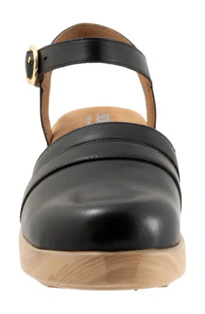 Softwalk ® Fillmore Ankle Strap Platform Clog In Black