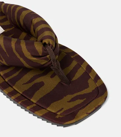 Attico Indie Flip Flops In Brown