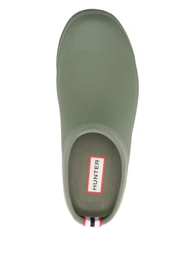 Hunter Logo-print Mules In Green