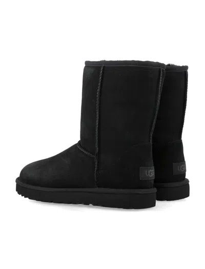 UGG UGG CLASSIC SHORT II BOOT 