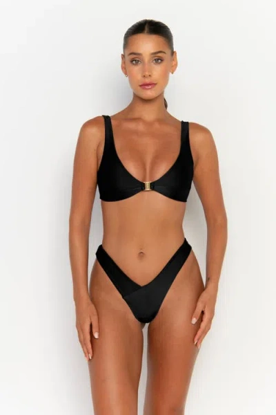 Fae Vada Bottoms In Blue