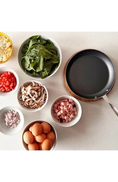 All-clad D3 Pro 11-inch Nonstick Egg Perfect Pan
