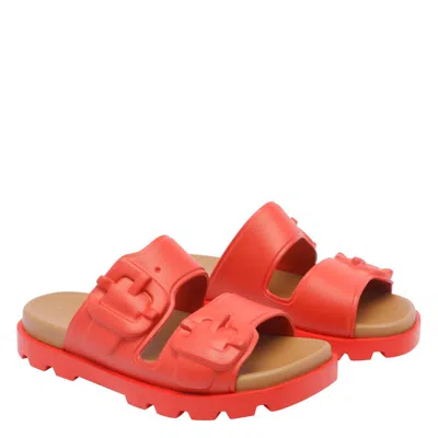 Camper Brutus Slides