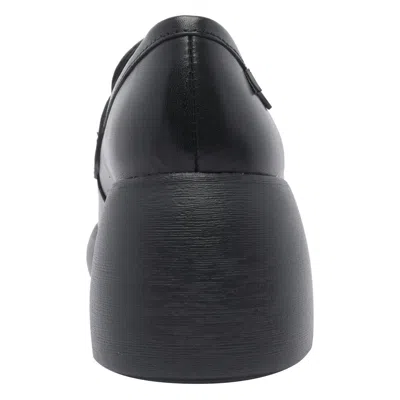 Camper With Heel
