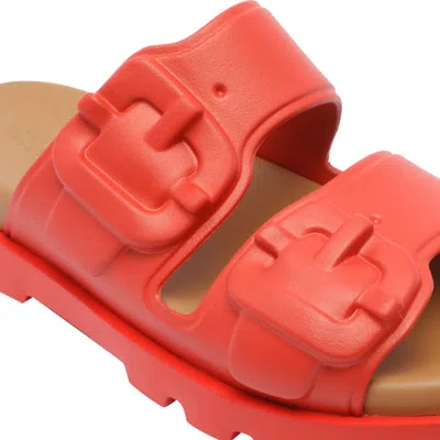 Camper Brutus Slides