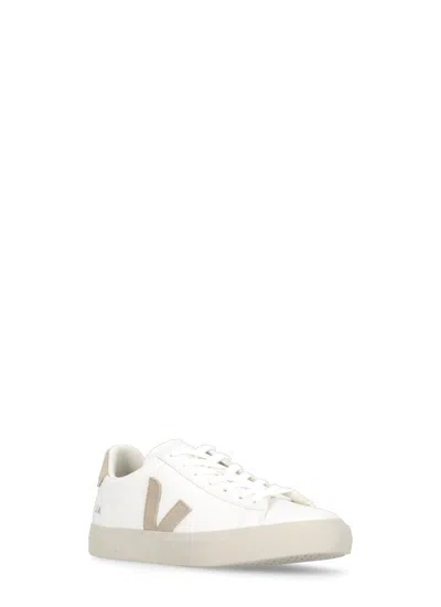 Veja Campo Extra-white Almond