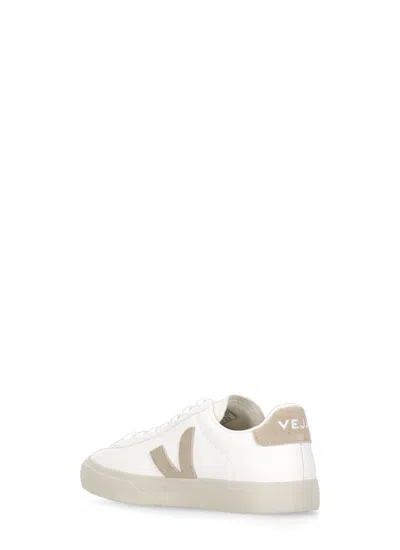 Veja Campo Extra-white Almond