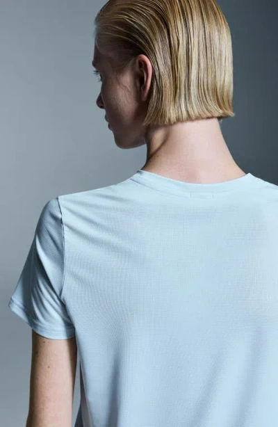 On Core-t Running T-shirt In Blue