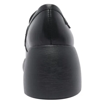 Camper With Heel