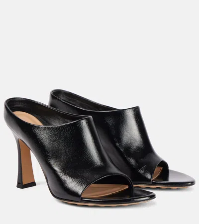 Bottega Veneta Rana Leather Mules In Black