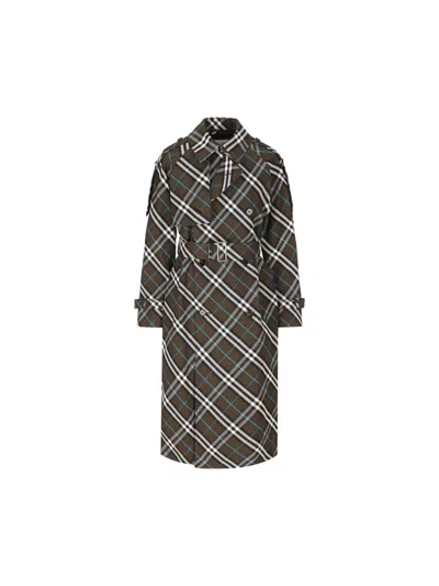 Burberry Signature Check Double-breasted Trench Coat In Brown
