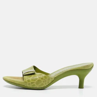 Pre-owned Ferragamo Green Croc Embossed Leather Slide Sandals Size 38.5