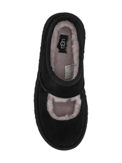 Ugg Round Toe Lace-up Shoes With Platform Sole In Black