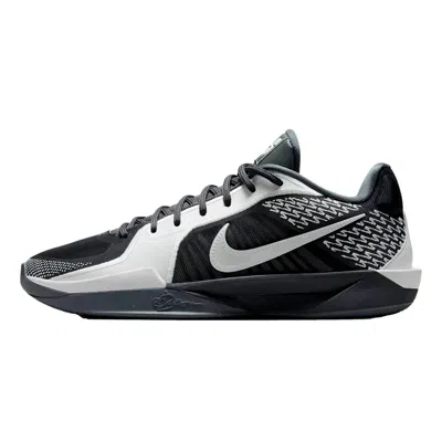 Nike Women's Sabrina 2 Basketball Shoes