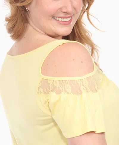 White Mark Plus Womens Lace Trim Viscose Pullover Top In Yellow