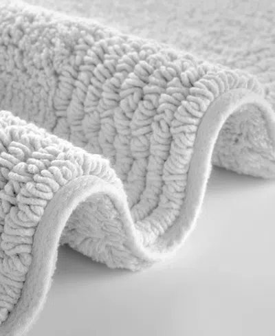 Madison Park Signature Splendor Reversible Tufted Cotton Bath Rug, 24" X 36"