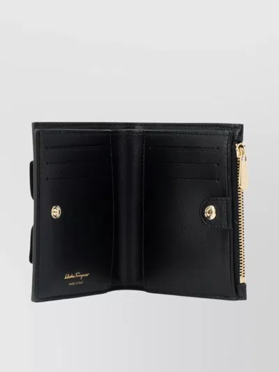 Ferragamo Bow-detail Smooth Split Calf Leather Wallet In Black