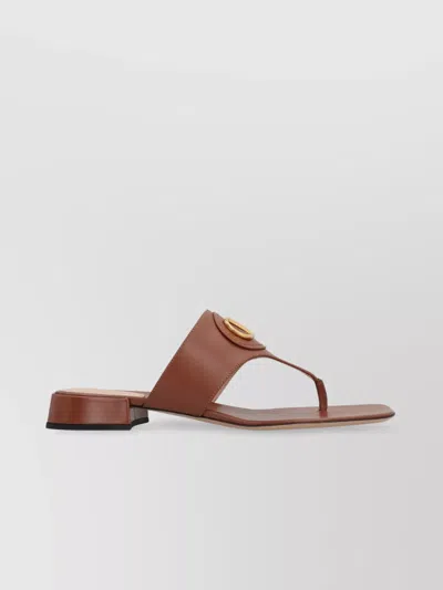 Valentino Garavani Tobacco Vlogo Signature Thong Sandals In Brown