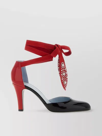 Valentino Black And Red Foliefoliage Décolleté In Black