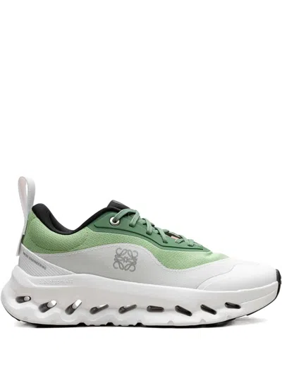 On X Loewe Cloudtilt 2 "green/white" Sneakers In Green