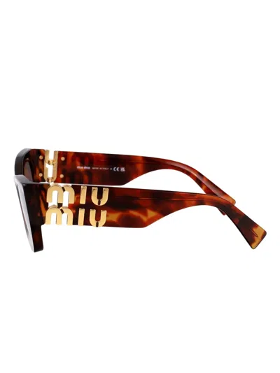 Miu Miu Tortoiseshell-effect Rectangle Sunglasses In Brown