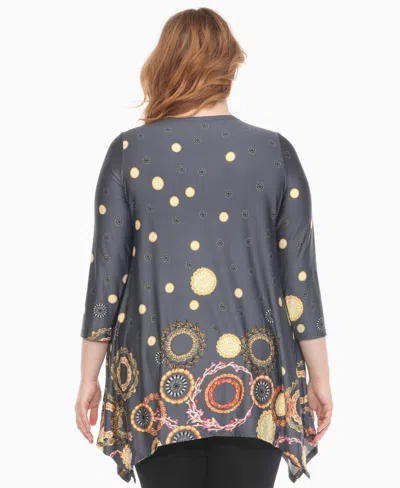 White Mark Plus Size Printed Flowy Hem Swing Top In Multi