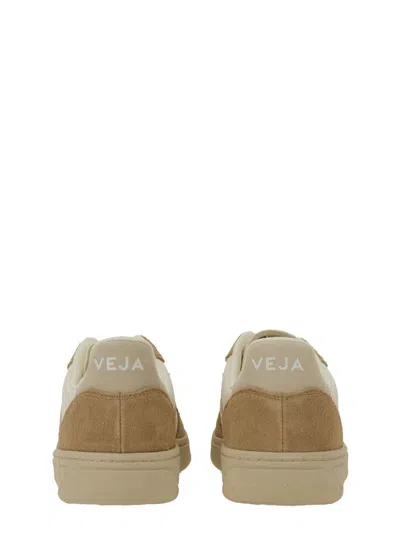 Veja V10 Low-top Sneakers