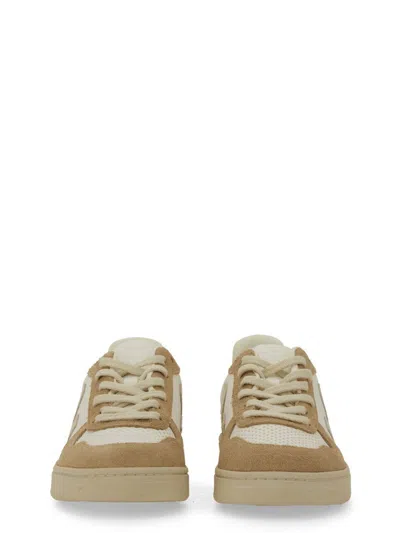 Veja V10 Low-top Sneakers