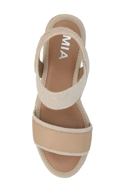 Mia Women's Bayle Round Toe Wedge Sandals In Brown