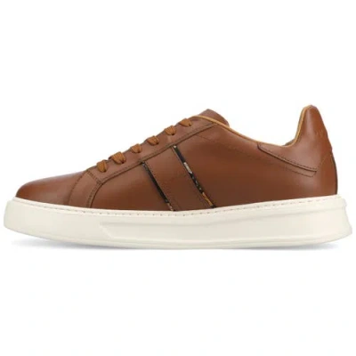Taft Logan Sneaker In Brown