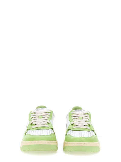 Autry White And Green Two-tone Leather Medalist Low Sneakers