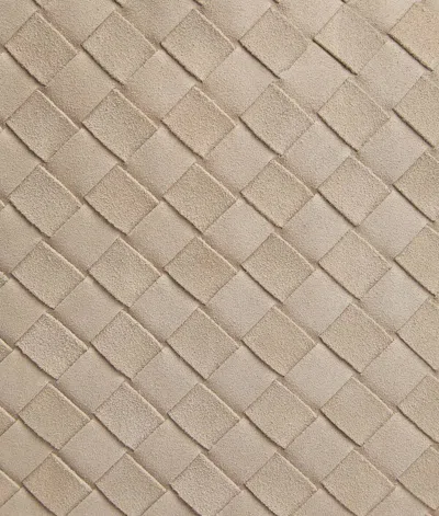 Bottega Veneta Women Hop Medium Leather Shoulder Bag In Neutral