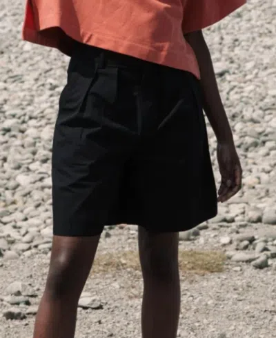 Beaumont Organic Cotton Bermuda Shorts In Black