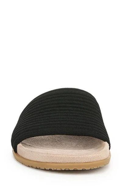Vionic Evie Slide Sandal In Black