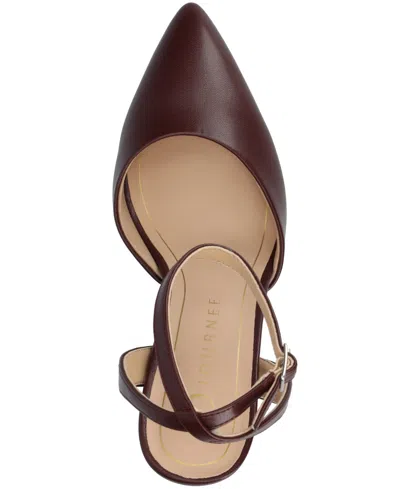 Journee Collection Women's Tyyra Pointed Toe Pumps