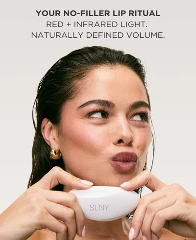 Solaris Laboratories Ny Solaries Laboratories Ny Led Light Therapy + Infrared Lip Plumping Device
