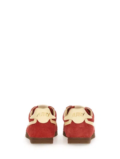 Autry 'windspin Low' Pink Sneaker With Logo On The Side And On The Heel