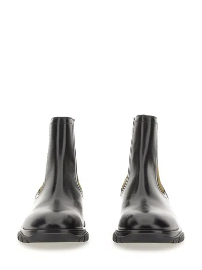 Alexander Mcqueen Timeless 3cm Heel Beatle Boot For Men
