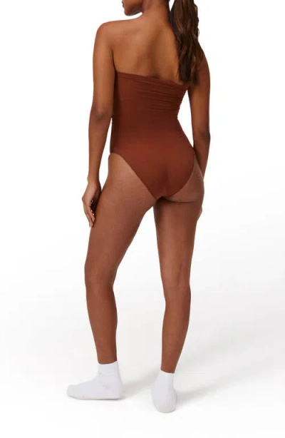 Noody Ultra-thin Seamless Forming Strapless Bodysuit