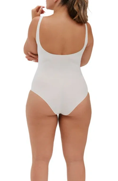 Noody Ultra-thin Seamless Forming Scoop Neck Bodysuit