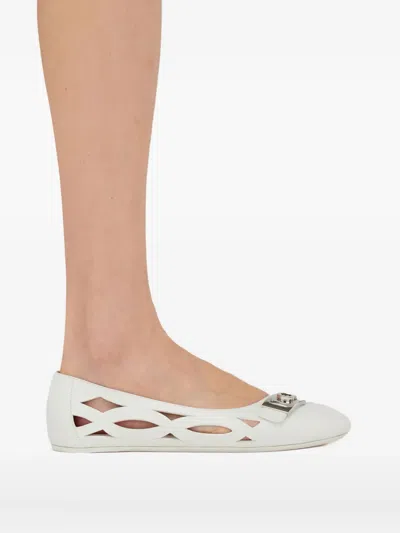 Ferragamo Leather Ballerina Shoes In White