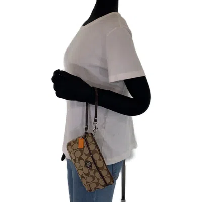 Pre-owned Coach Signature Beige Canvas Leather Clutch Bag ()