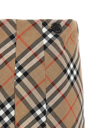 Burberry Check Pattern Fringe Pleated Skirt