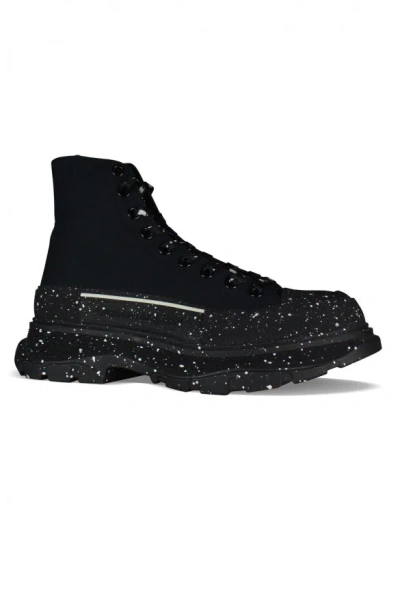 Alexander Mcqueen Tread Slick Boots In Black