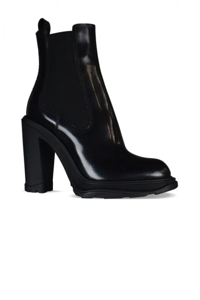 Alexander Mcqueen Alexander Mc Queen Tread Chelsea Boots
