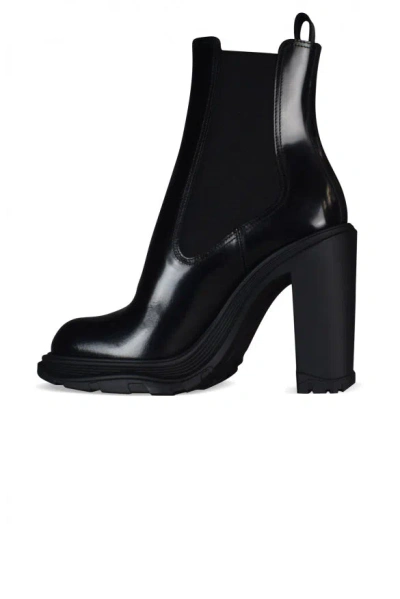 Alexander Mcqueen Alexander Mc Queen Tread Chelsea Boots