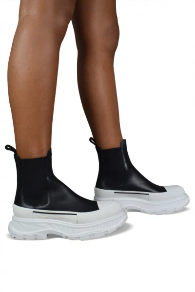 Alexander Mcqueen Alexander Mc Queen Tread Slick Boots