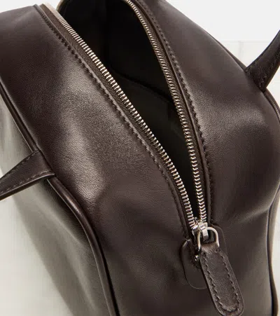 The Row Ray Bag In 黑色