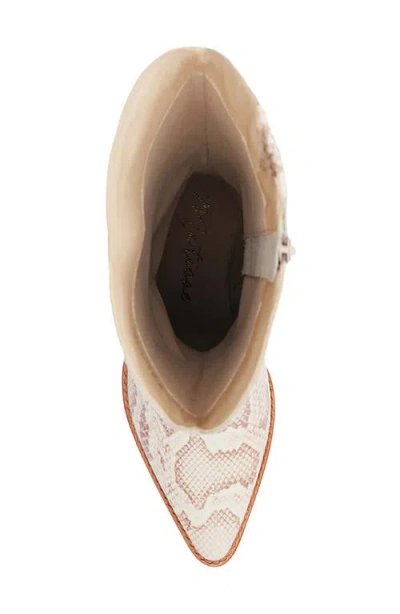 Matisse Addison Pointed Toe Western Boot